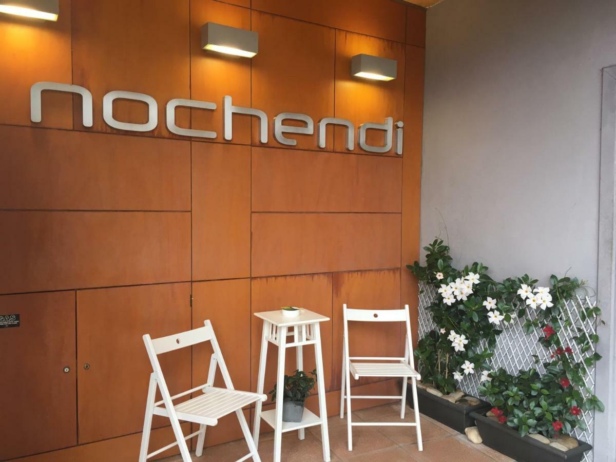 Hotel Nochendi Onís Buitenkant foto
